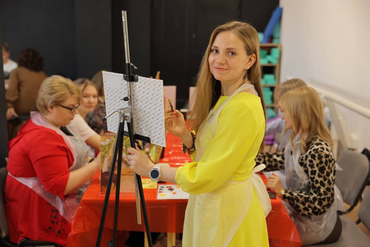 «В этом году большое внимание мы уделили сохранению флотских традиций»: Евгения Чибис на заседании Совета Евразийского женского форума поделилась итогами 2025 года «В этом году большое внимание мы уделили сохранению флотских традиций»: Евгения Чибис на заседании Совета Евразийского женского форума поделилась итогами 2025 года