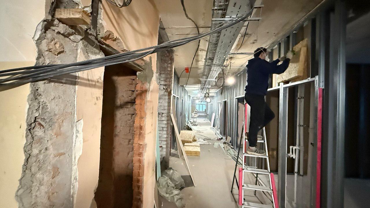 В Североморске продолжается капремонт хирургического корпуса и пищеблока ЦРБ В Североморске продолжается капремонт хирургического корпуса и пищеблока ЦРБ