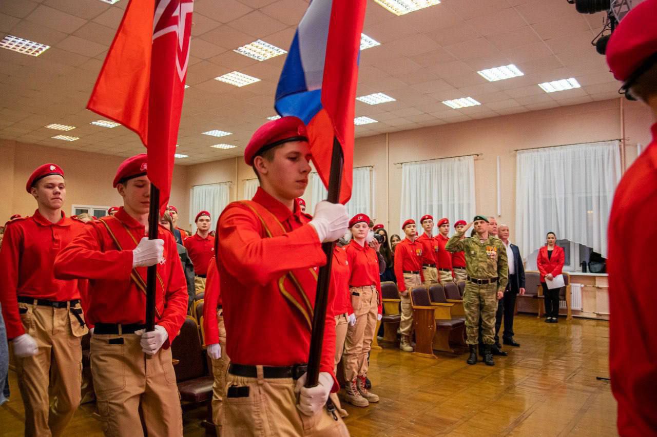 В Мурманской области с теплотой и любовью отметили День Героев Отечества В Мурманской области с теплотой и любовью отметили День Героев Отечества