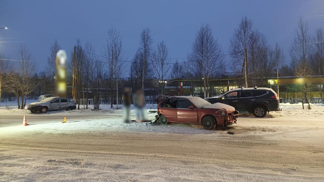 На дорогах Мурманской области за сутки пострадали пять человек На дорогах Мурманской области за сутки пострадали пять человек