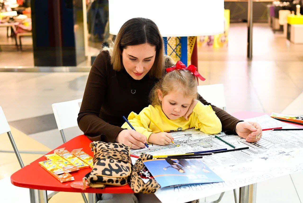 В Мурманске открылась выставка, посвященная 35-летию МЧС России В Мурманске открылась выставка, посвященная 35-летию МЧС России