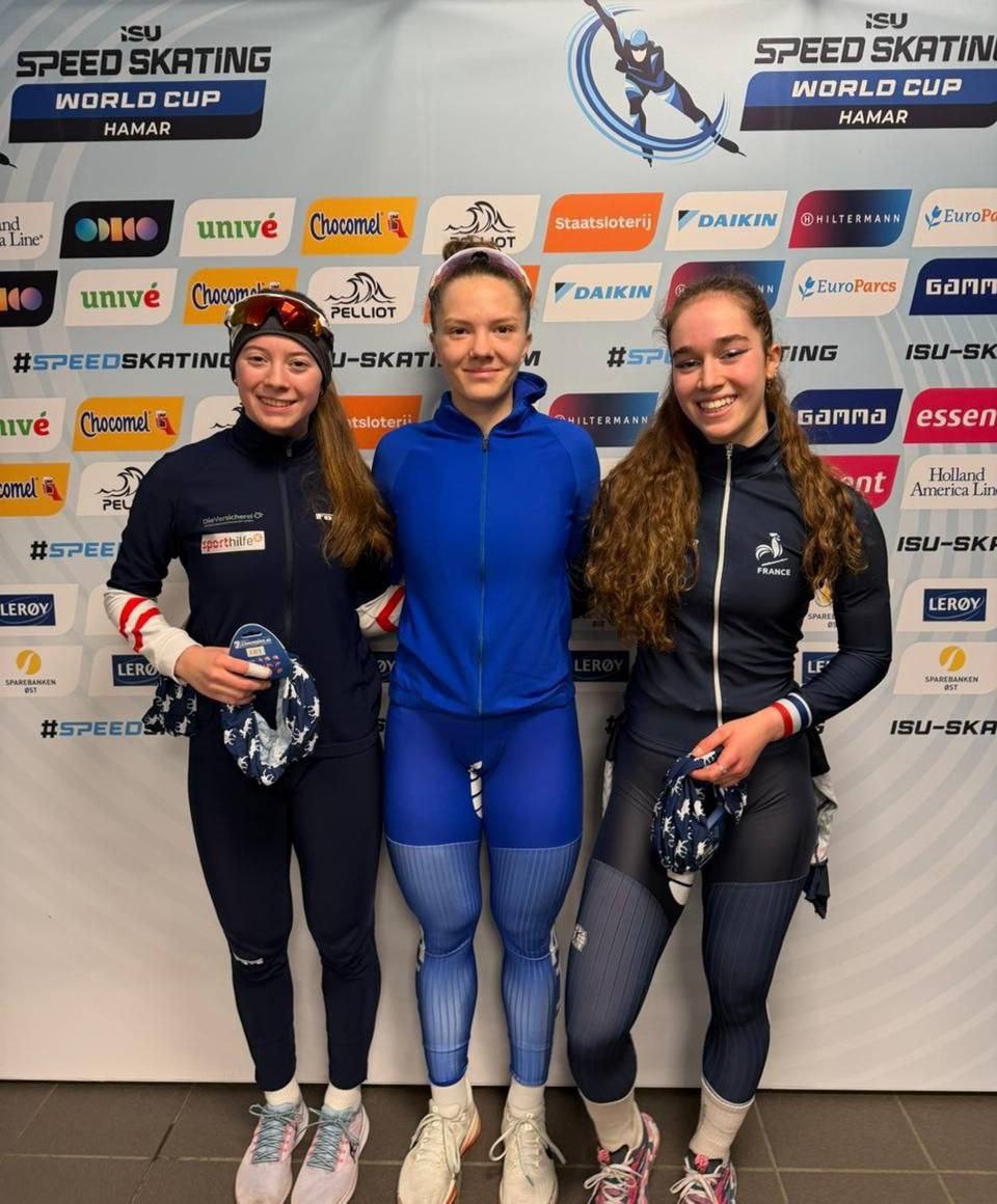 Золото на Кубке мира по конькобежному спорту завоевала оленегорка Ксения Коржова Золото на Кубке мира по конькобежному спорту завоевала оленегорка Ксения Коржова