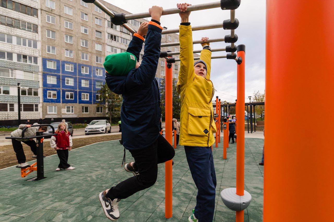 56,9 % расходов бюджета Мурманской области на 2026 год, или порядка 82,5 млрд рублей, будут направлены на образование, здравоохранение, социальную поддержку и повышение качества жизни северян, сообщил на оперативном... 56,9 % расходов бюджета Мурманской области на 2026 год, или порядка 82,5 млрд рублей, будут направлены на образование, здравоохранение, социальную поддержку и повышение качества жизни северян, сообщил на оперативном...