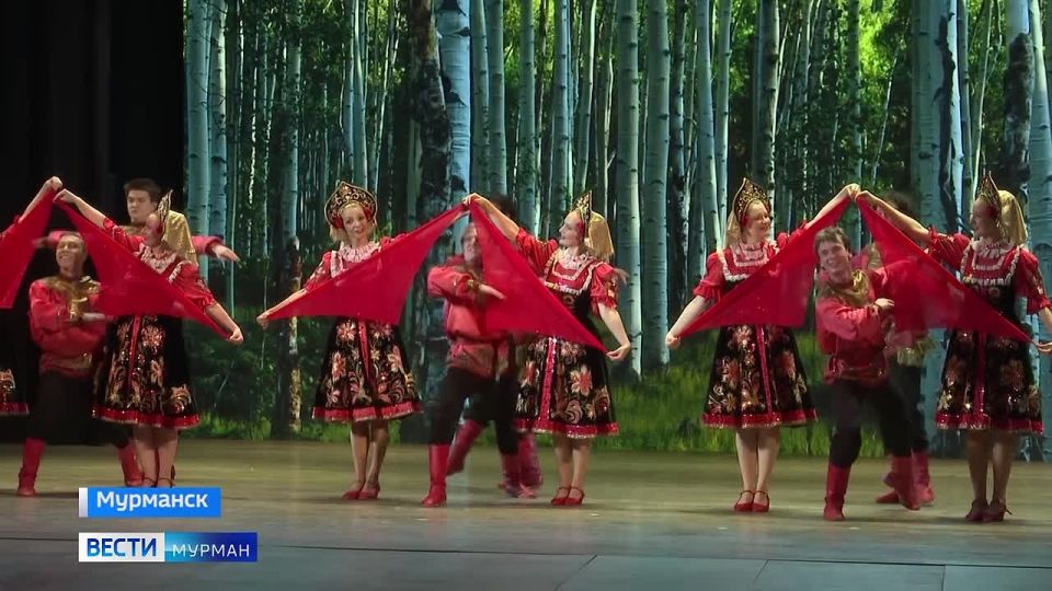 Больше полувека на сцене: ансамблю танца "Сполохи" – 55 лет