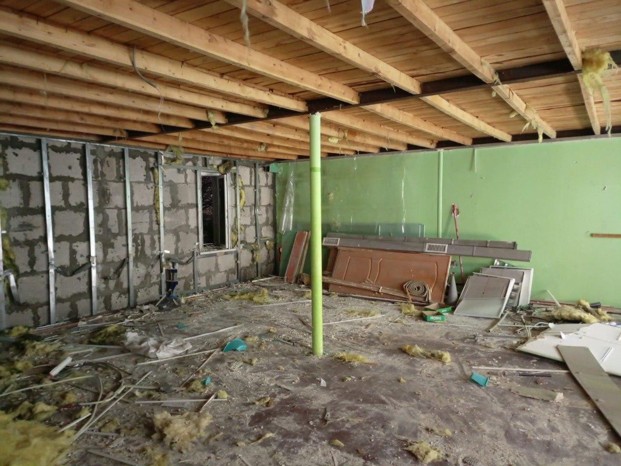 В Североморске по программе реновации ЗАТО начали ремонт ДЮСШ №3 В Североморске по программе реновации ЗАТО начали ремонт ДЮСШ №3