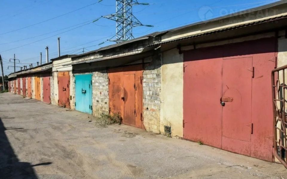 Почему россияне массово покупают гаражи: тренд 2025 года