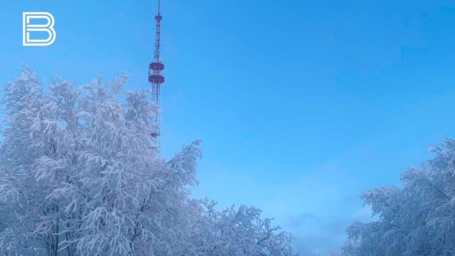 По данным мурманского гидрометцентра, 3 января в Кольском Заполярье ожидается переменная облачность, туман, изморозь
