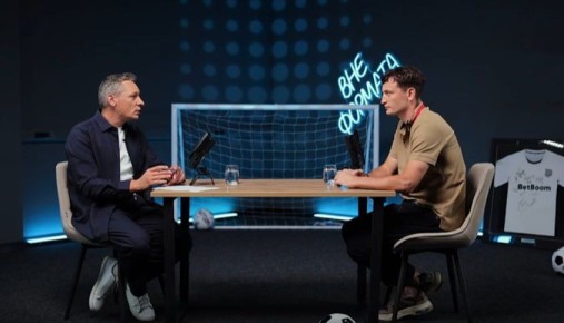 Сегодня выйдет следующая серия подкаста «Вне формата» — разговоры с легендарными российскими спортсменами, чьи имена навсегда вошли в историю мирового спорта