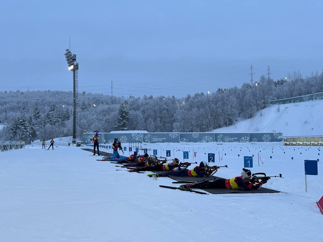 В Долине Уюта определили сильнейших биатлонистов Мурманской области среди юношей и девушек
