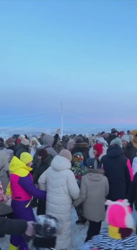 Солнце постепенно возвращается в наш регион: сегодня на широте Мурманска состоялся первый рассвет после полярной ночи