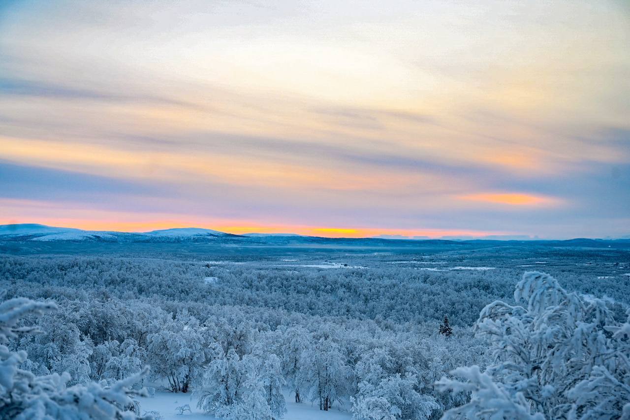 Жители Мурманска встретили первый рассвет после 40-дневной полярной ночи