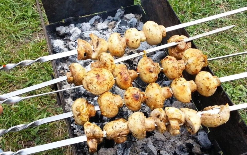 Идеальный маринад для грибов: приготовьте шедевр на гриле