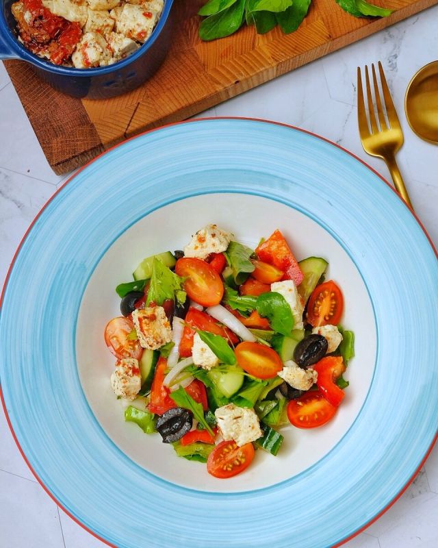 Летний салат с фетой: свежесть на вашем столе