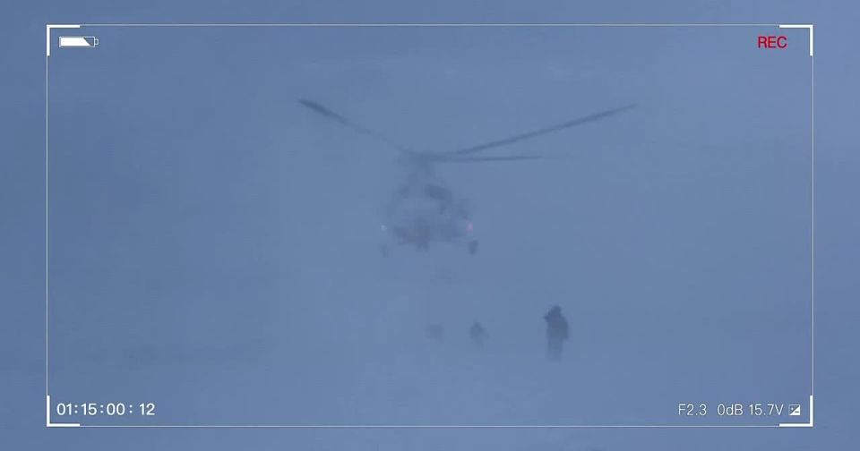 Пятую опору ЛЭП доставили в Мурманскую область