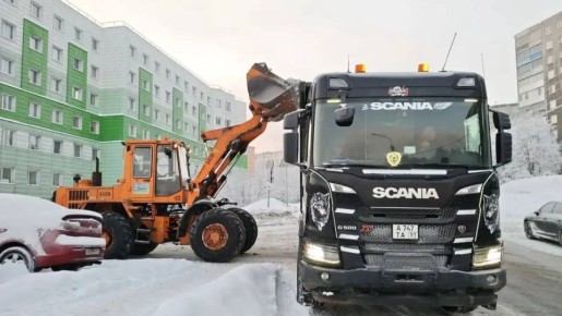 В Мурманске усилили вывоз снега