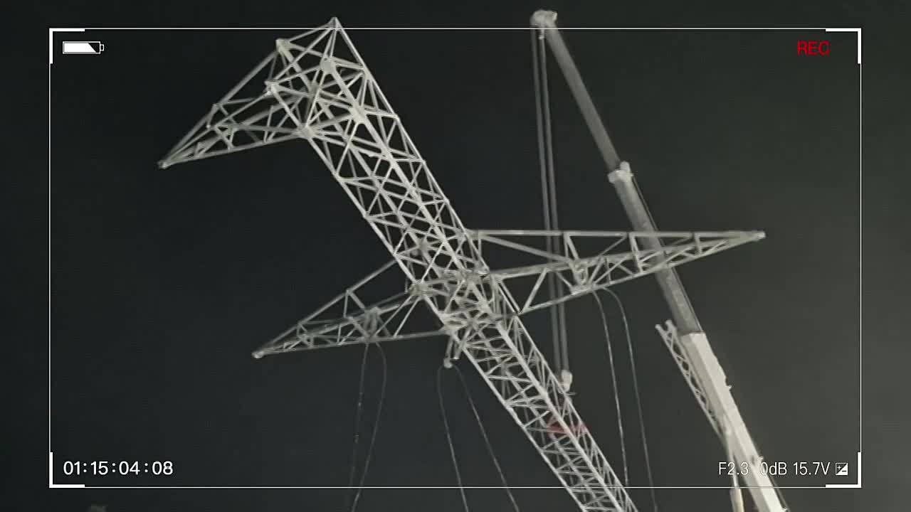 Вторая постоянная опора ЛЭП установлена на месте аварии в Мурманской области