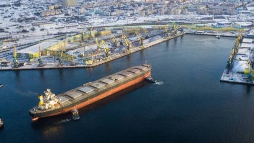 Мурманский морской торговый порт на время приостановил работу из-за отключения электричества