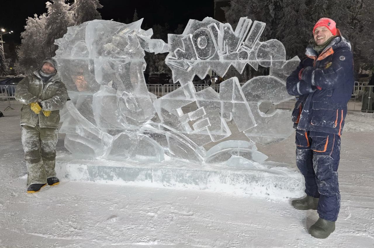 Мастера из разных городов России приняли участие в шоу-конкурсе "Бешеная пила" в Апатитах