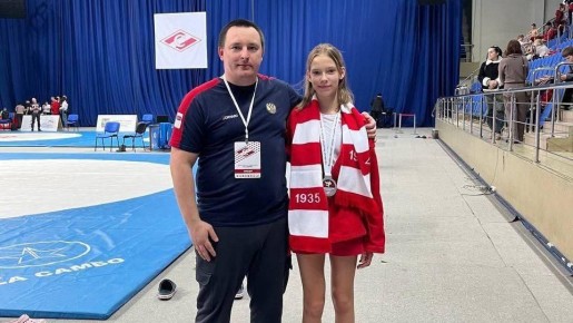 Мурманчанка взяла серебро на всероссийском турнире по самбо