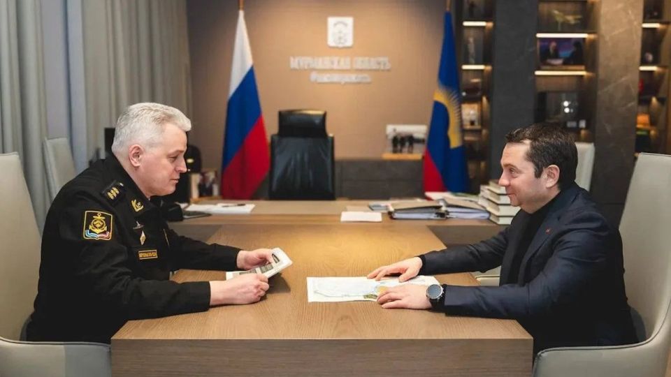 Андрей Чибис и Константин Кабанцов обсудили безопасность в Баренцевом море и помощь флота после аварии на ЛЭП