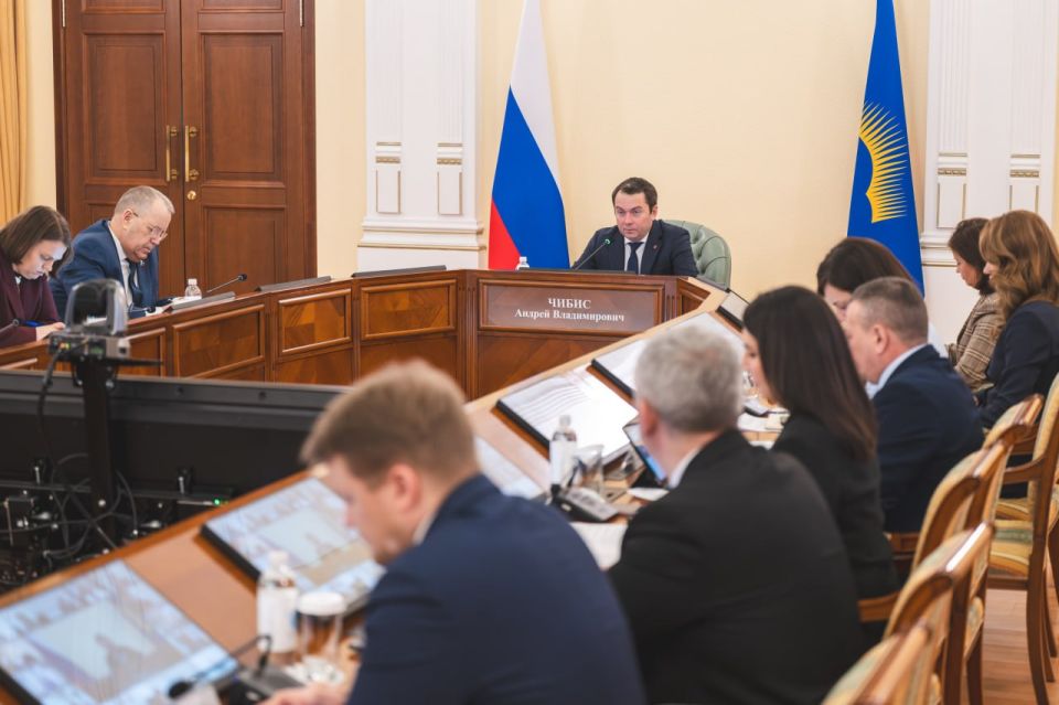 Губернатор поручил рассмотреть возможность модернизации коммунальных сетей в Большом Сафоново