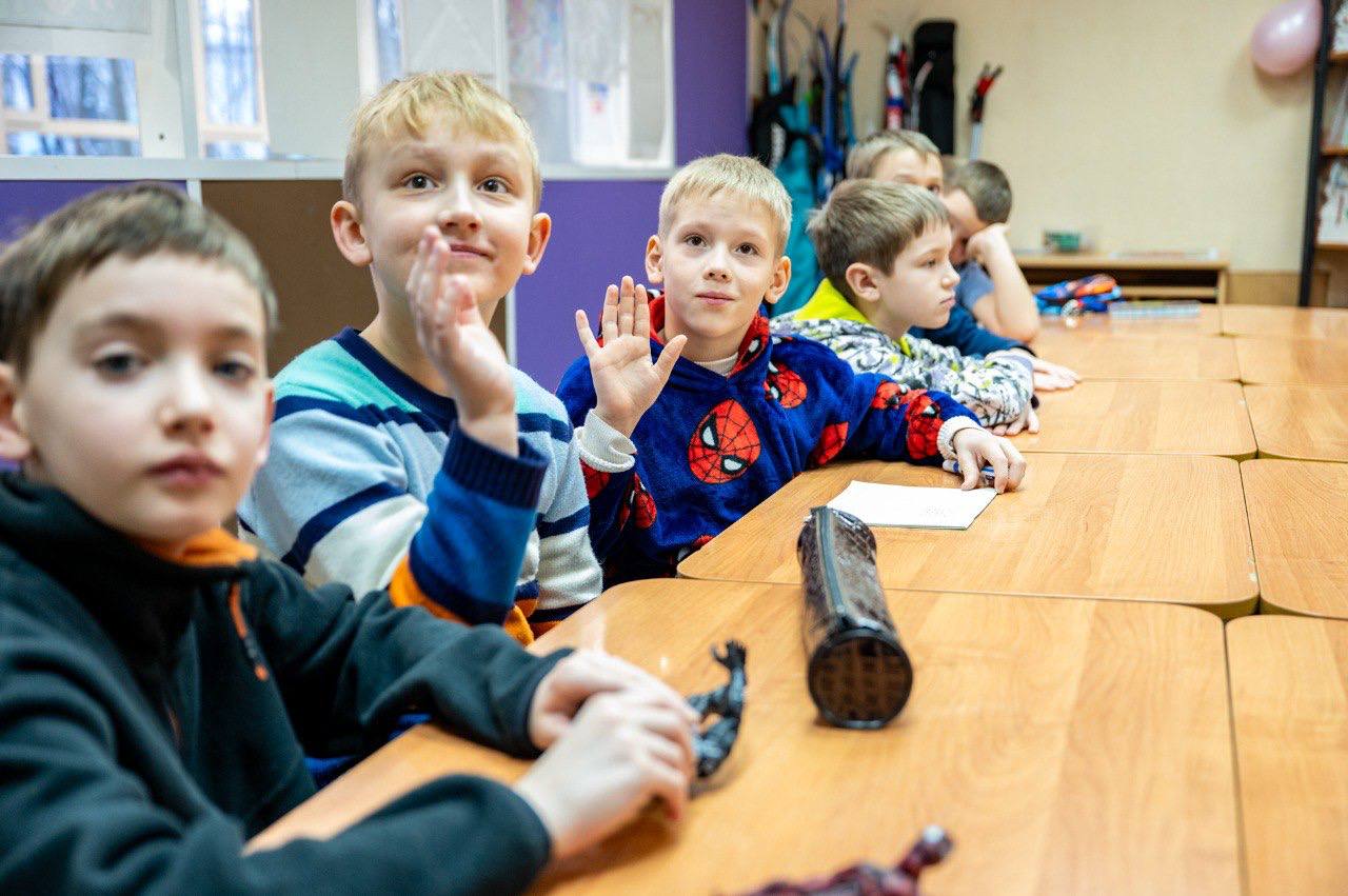 В Мурманске заработали городские детские лагеря В Мурманске заработали городские детские лагеря