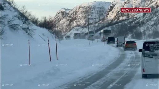 Вырвались из снежного заточения — из Териберки в Мурманск выдвинулась колонна