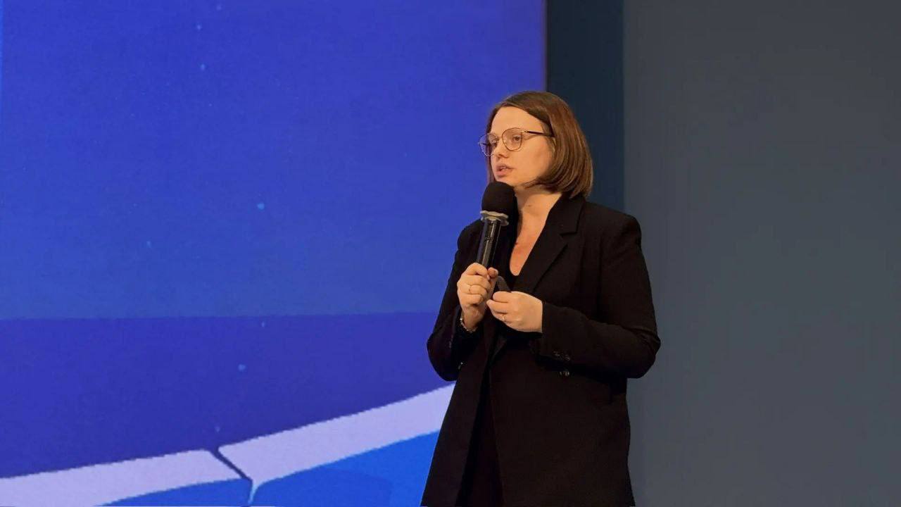 В Мурманске торжественно открыт первый Форум для родителей выпускников Кольского Заполярья В Мурманске торжественно открыт первый Форум для родителей выпускников Кольского Заполярья