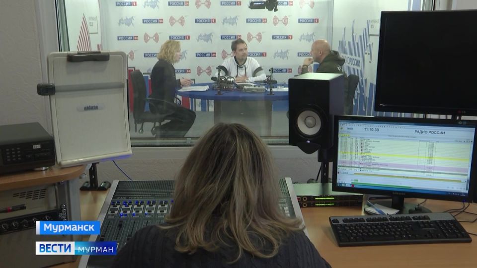 Голоса поддержки: аудиописьма мурманчанок отправят "за ленточку" ко Дню защитника Отечества