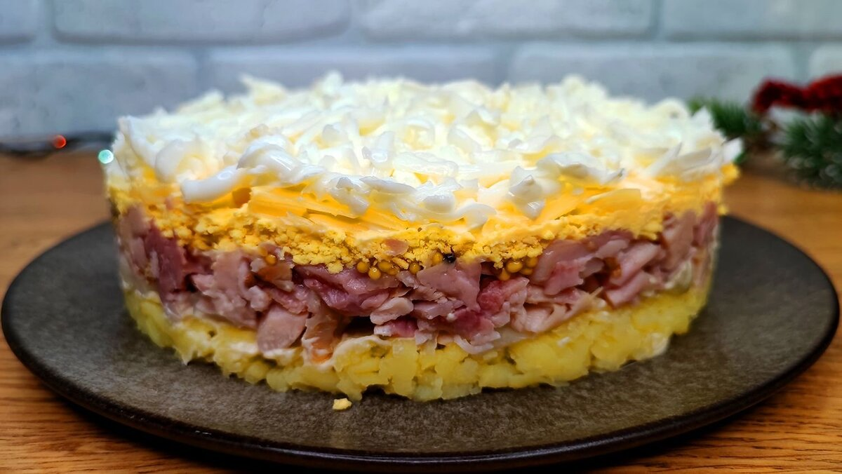 Салат «Сибирячок»: легкий и эффектный акцент на праздничный стол