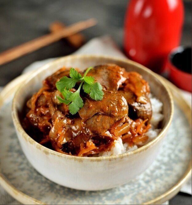 Куриная печень в нежной подливке