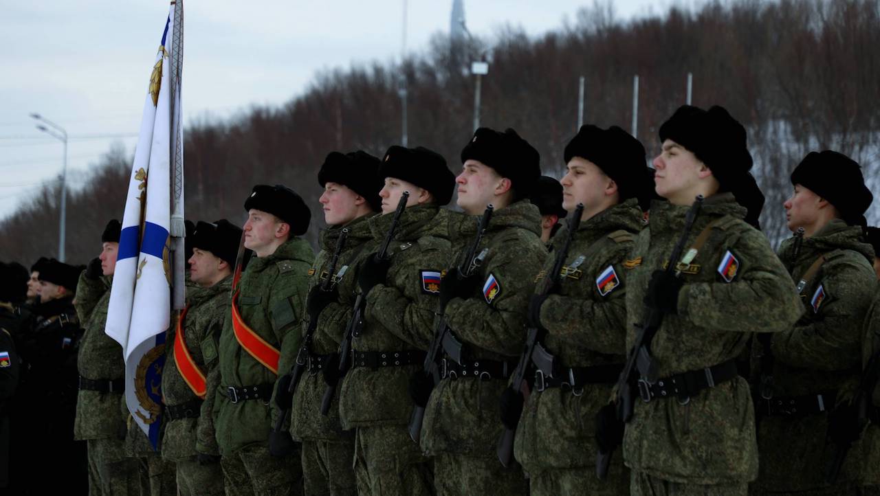 В Североморске почтили память защитников Заполярья торжественным митингом В Североморске почтили память защитников Заполярья торжественным митингом