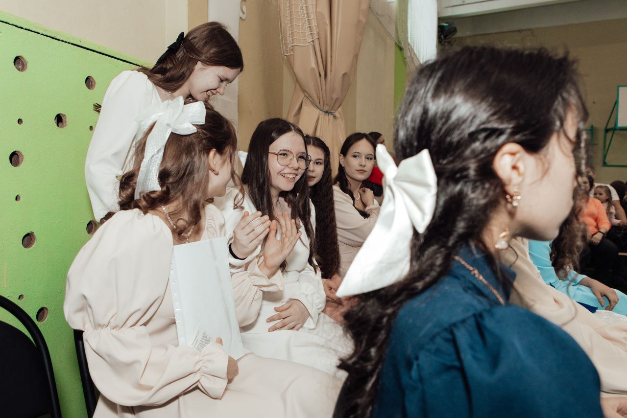 В ритме вальса и патриотизма В ритме вальса и патриотизма