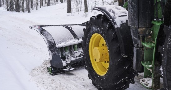 Уборка снега в квитанциях: законно ли это?