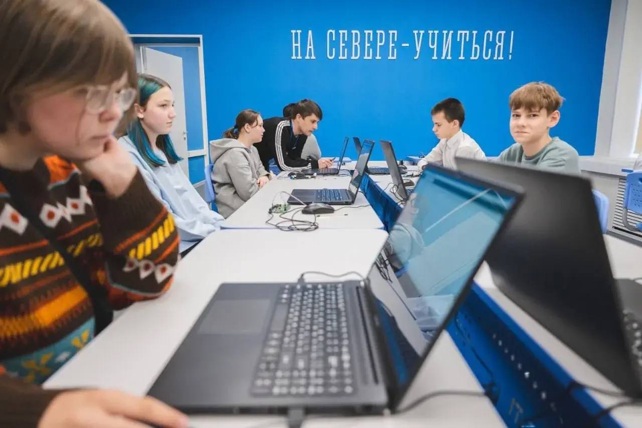 В 2026 году планируется обновить 57 образовательных пространств в рамках губернаторского проекта «Арктическая школа» В 2026 году планируется обновить 57 образовательных пространств в рамках губернаторского проекта «Арктическая школа»