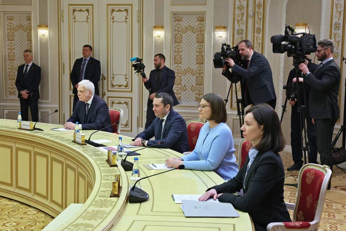 Губернатор Мурманской области Андрей Чибис сегодня работает в Минске