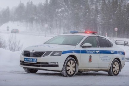03.03.2026 г. с 18 - 30 час. закрыт проезд по автомобильной дороге Кола - Серебрянские ГЭС км 32 - км 136+570 и Автоподъезд к селу Териберка км 0 - км 38+260 в связи с ухудшением погодных условий (метель, усиление ветра...