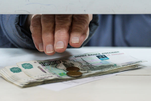 Пенсии для пожилых россиян увеличатся в два раза