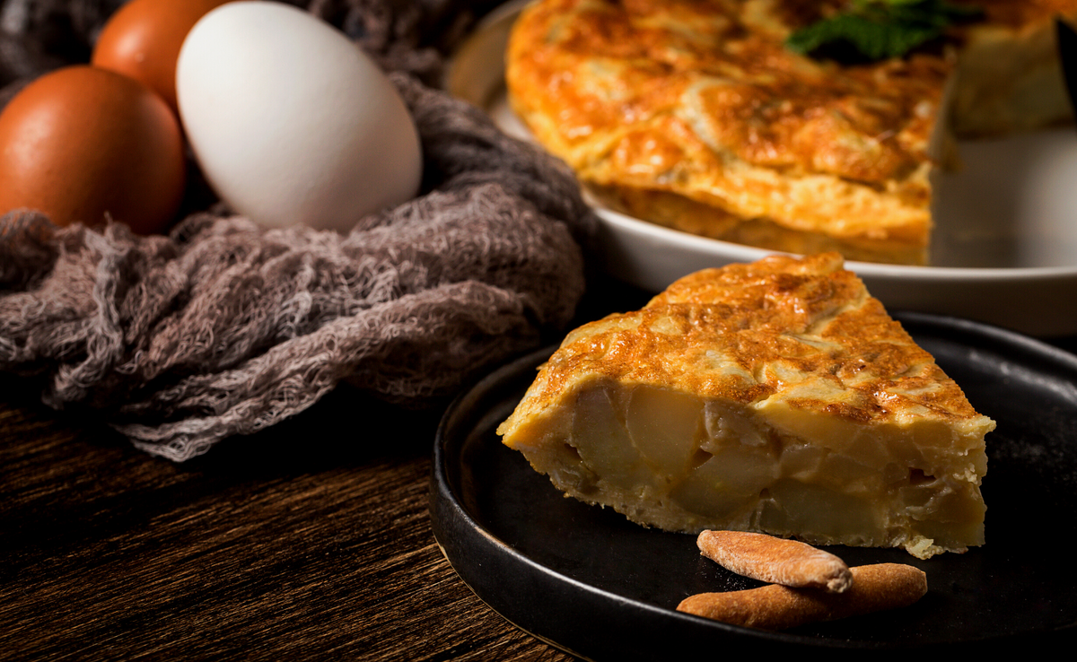 Как легко приготовить картофельный омлет в домашних условиях