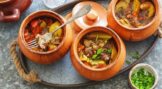 Мясо в крестьянском рационе: редкость, традиции и хитрости