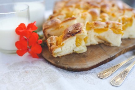 Теплые осенние пироги: 3 простых рецепта для уютного вечера