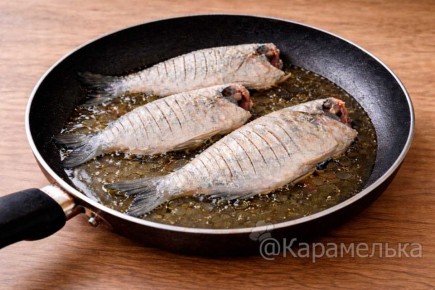 Секреты идеальной корочки: Как правильно жарить рыбу и мясо