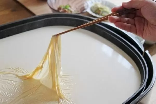 Юба: удивительная соевая пенка, которую стоит попробовать