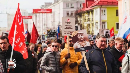 ����� 300 ����������� �������� � ���������� ������� �� ��� ������