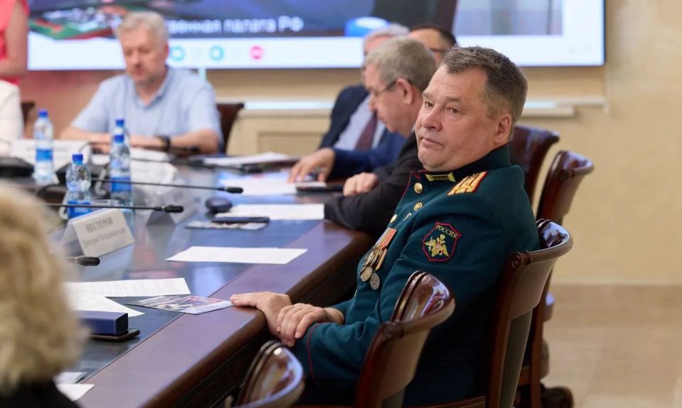 В ОП РФ прошел форум «Патриотизм: обязанность или личное дело каждого?», приуроченный ко дню памяти русского полководца Александра Суворова В ОП РФ прошел форум «Патриотизм: обязанность или личное дело каждого?», приуроченный ко дню памяти русского полководца Александра Суворова