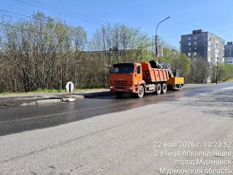 Управление дорожного хозяйства продолжает ежедневную уборку Управление дорожного хозяйства продолжает ежедневную уборку