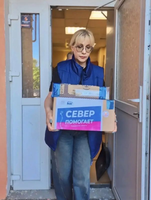 Еще одна партия гуманитарного груза отправлена в зону проведения специальной военной операции Еще одна партия гуманитарного груза отправлена в зону проведения специальной военной операции