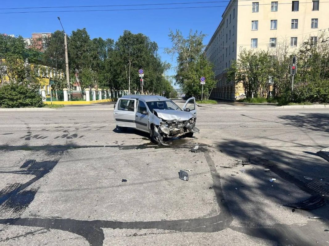 Информация о дорожно транспортных происшествиях, произошедших на территории Мурманской области 4-5 июля Информация о дорожно транспортных происшествиях, произошедших на территории Мурманской области 4-5 июля