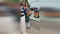 В центре Мурманска обновляют контейнерные площадки по программе "На Севере — жить!"