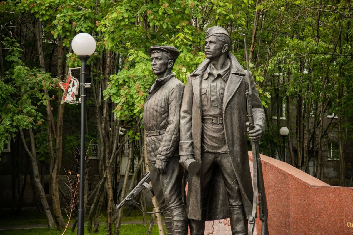 В пятницу, 4 сентября, в 12:00 в Аллее им. Полярной дивизии на просп